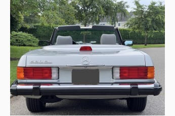 1987 Mercedes Benz 560SL
